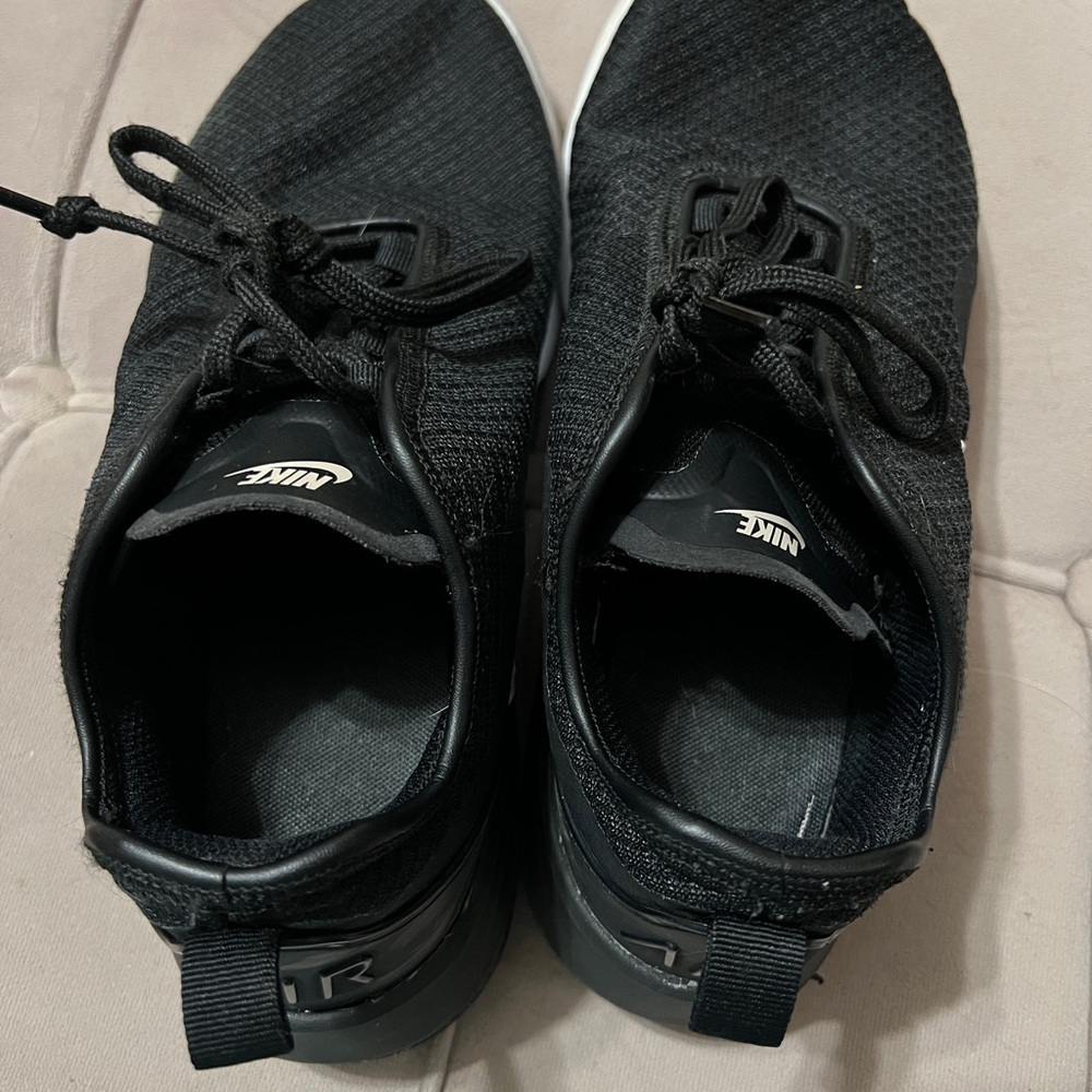 Nike Air Black and White Sneakers Size 8